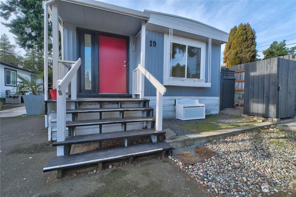 Photo of 24222 54th Avenue W #19, Mountlake Terrace, WA 98043 (MLS # 2190656)