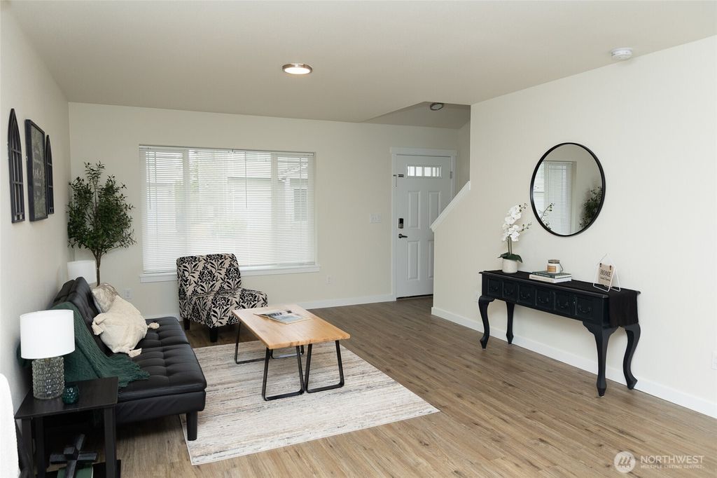 Photo of 413 Raybird Ave Ave, Granite Falls, WA 98252 (MLS # 2354036)