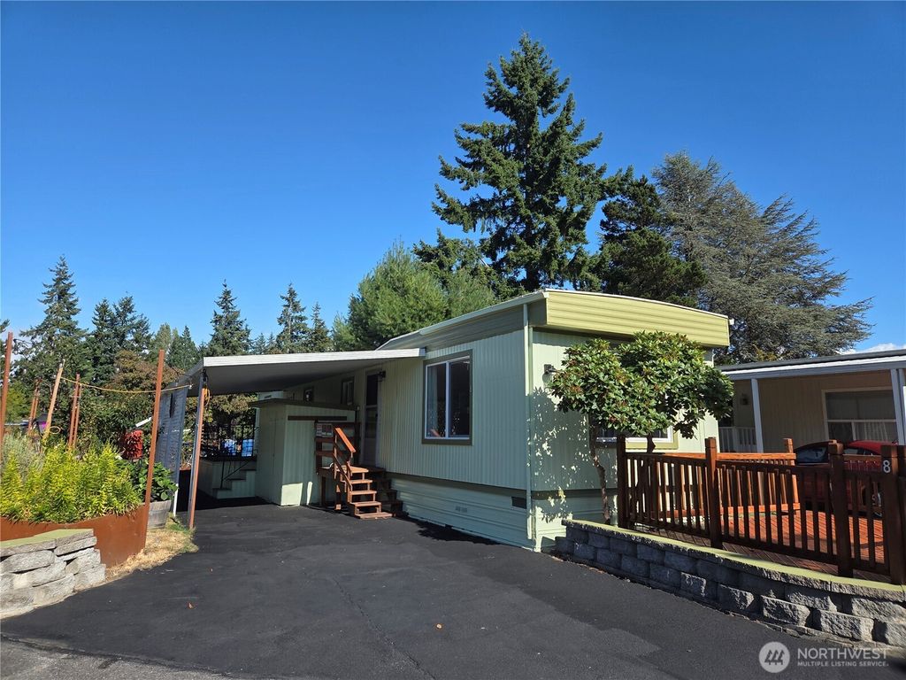 Photo of 5220 176th Street SW #8, Lynnwood, WA 98037 (MLS # 2454049)