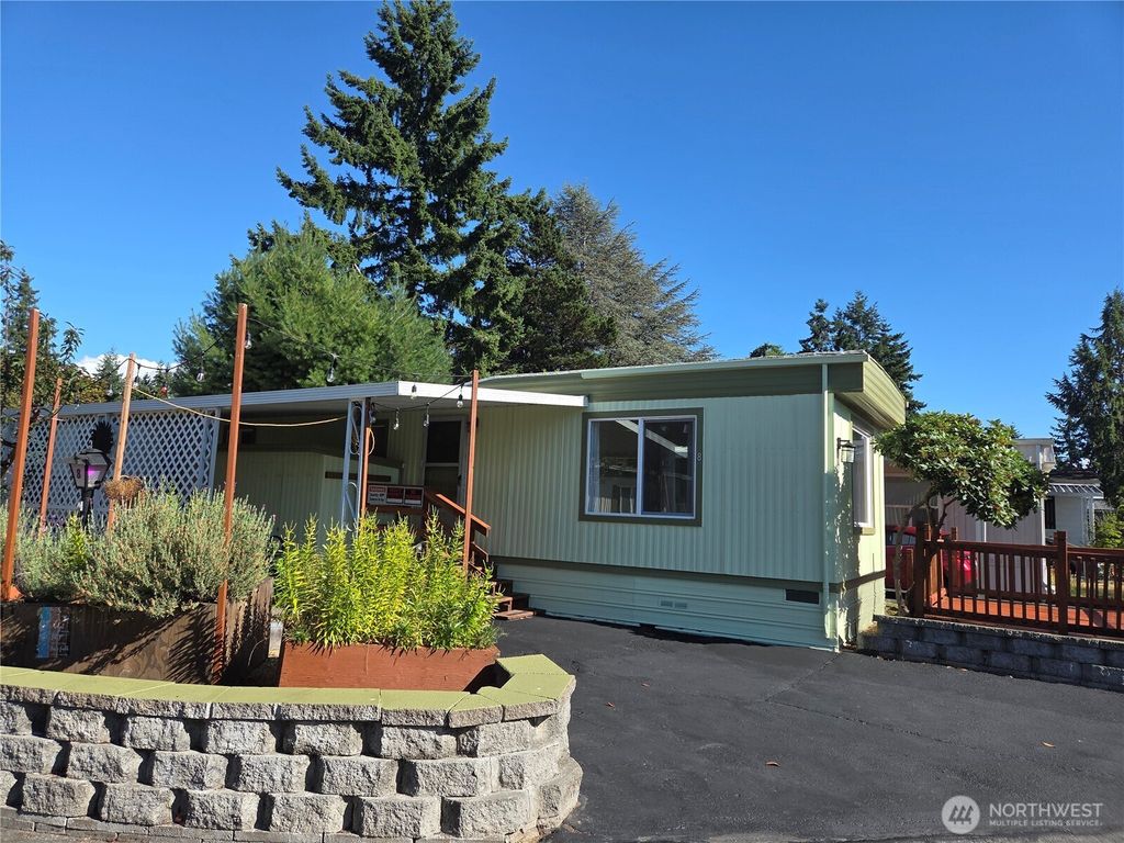 Photo of 5220 176th Street SW #8, Lynnwood, WA 98037 (MLS # 2454049)