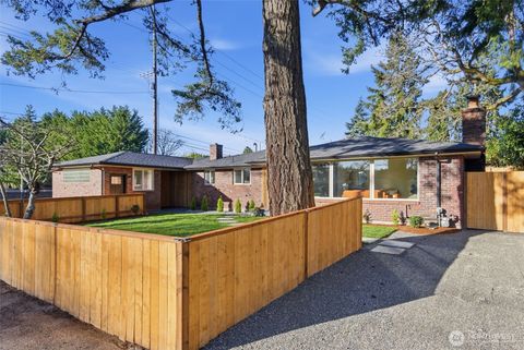 Photo of 8505 Bridgeport Way SW, Lakewood, WA 98499 (MLS # 2469898)