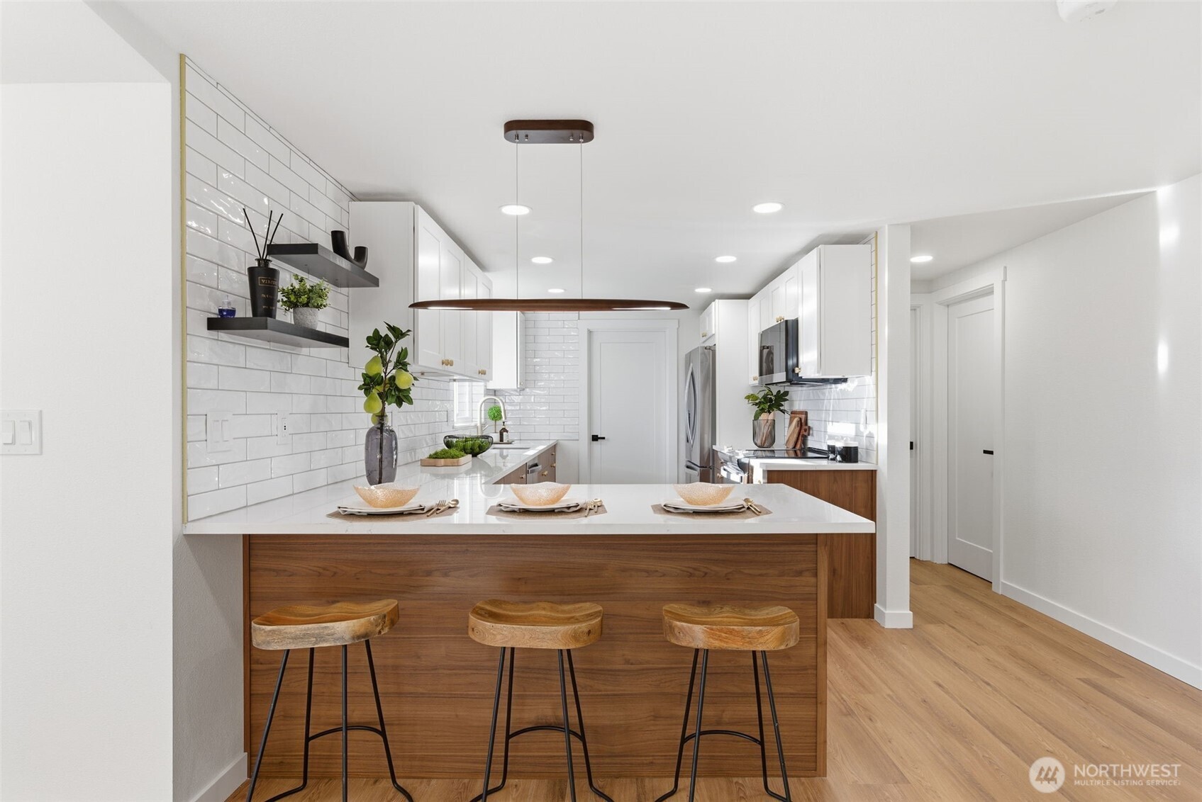 8505 Bridgeport Way SW