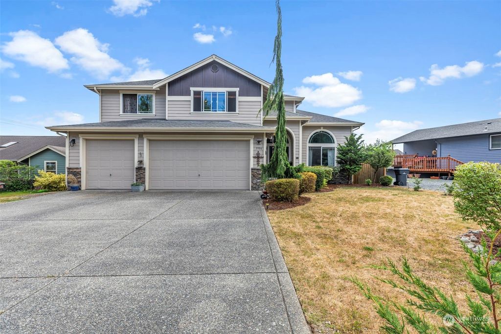 Photo of 3906 71st Avenue NE, Marysville, WA 98270 (MLS # 2143895)