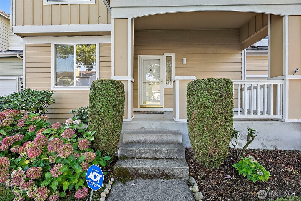 Photo of 6549 Steamer Drive SE, Lacey, WA 98513 (MLS # 2551772)
