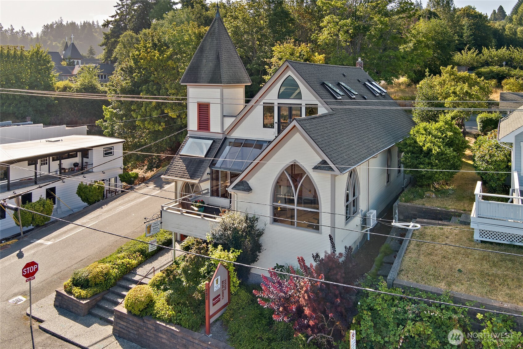 731 2nd Street