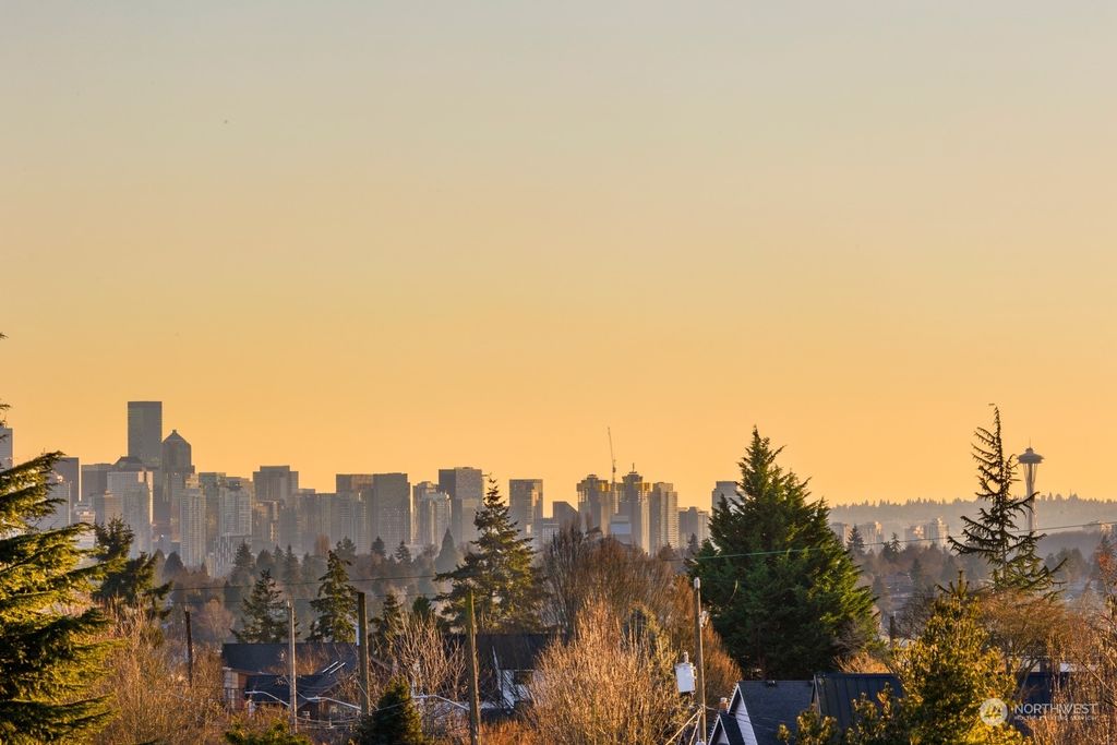 Photo of 341 NE 90th Street #1, Seattle, WA 98115 (MLS # 2322929)