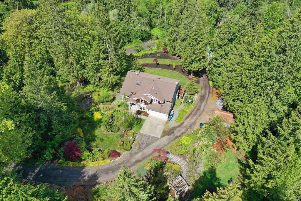 Photo of 10904 298TH Avenue NE, Carnation, WA 98014 (MLS # 1932677)