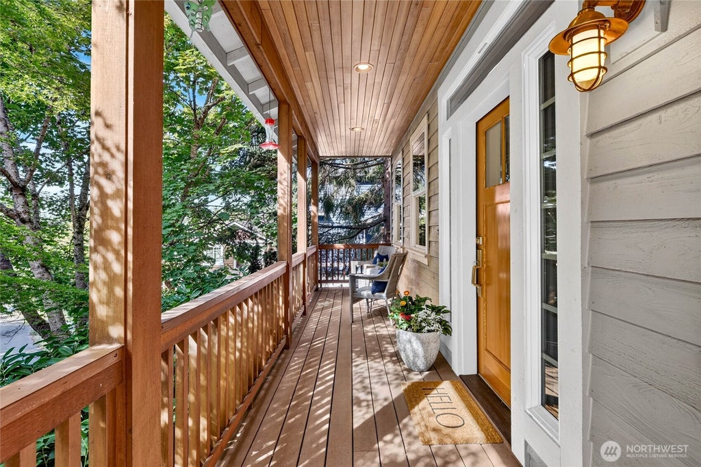 Photo of 4500 SW Hemlock Way, Seattle, WA 98136 (MLS # 2579762)