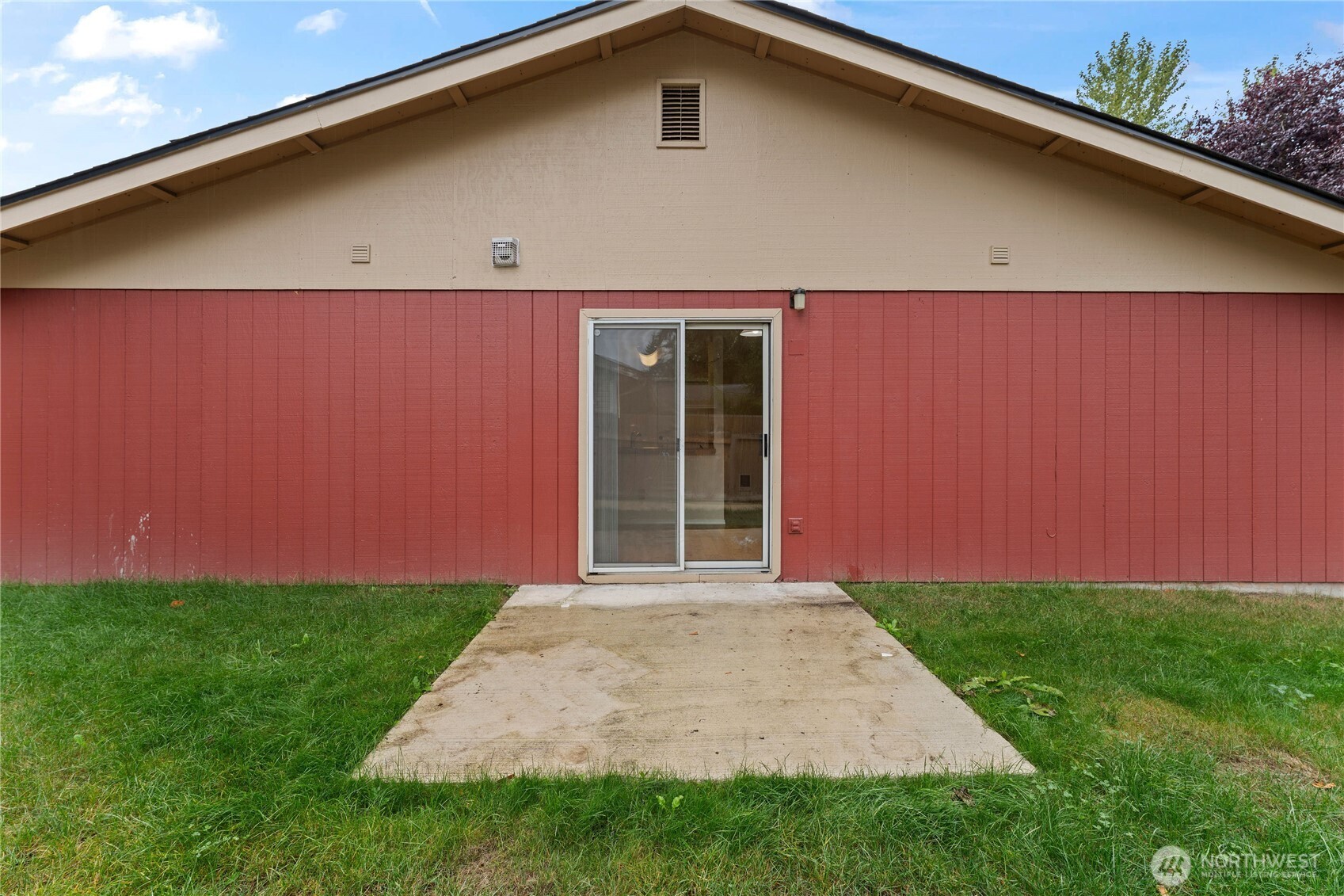 10214 13th Avenue Ct E F