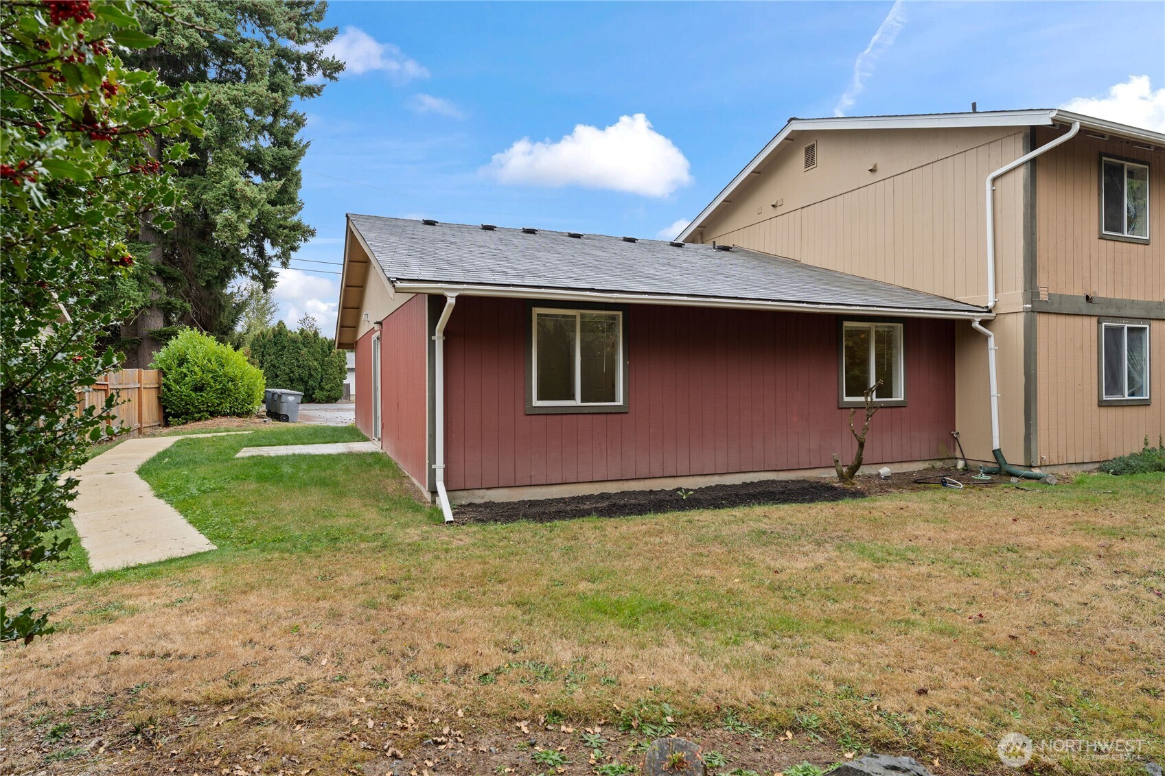 10214 13th Avenue Ct E F