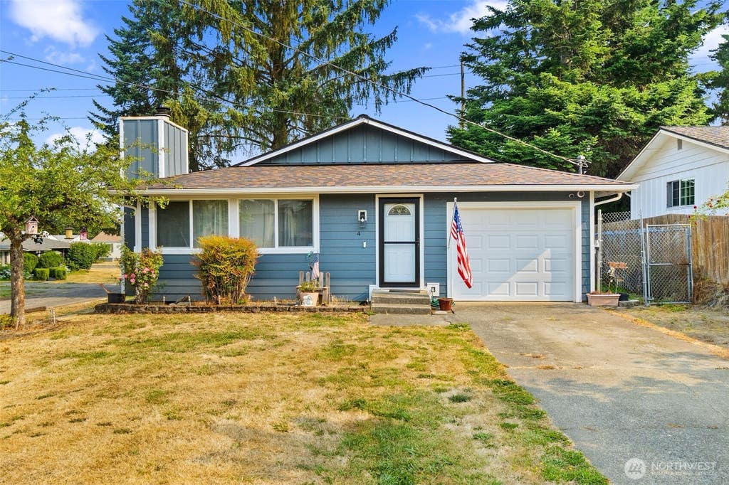 Photo of 401 E 66th Street, Tacoma, WA 98404 (MLS # 2561434)
