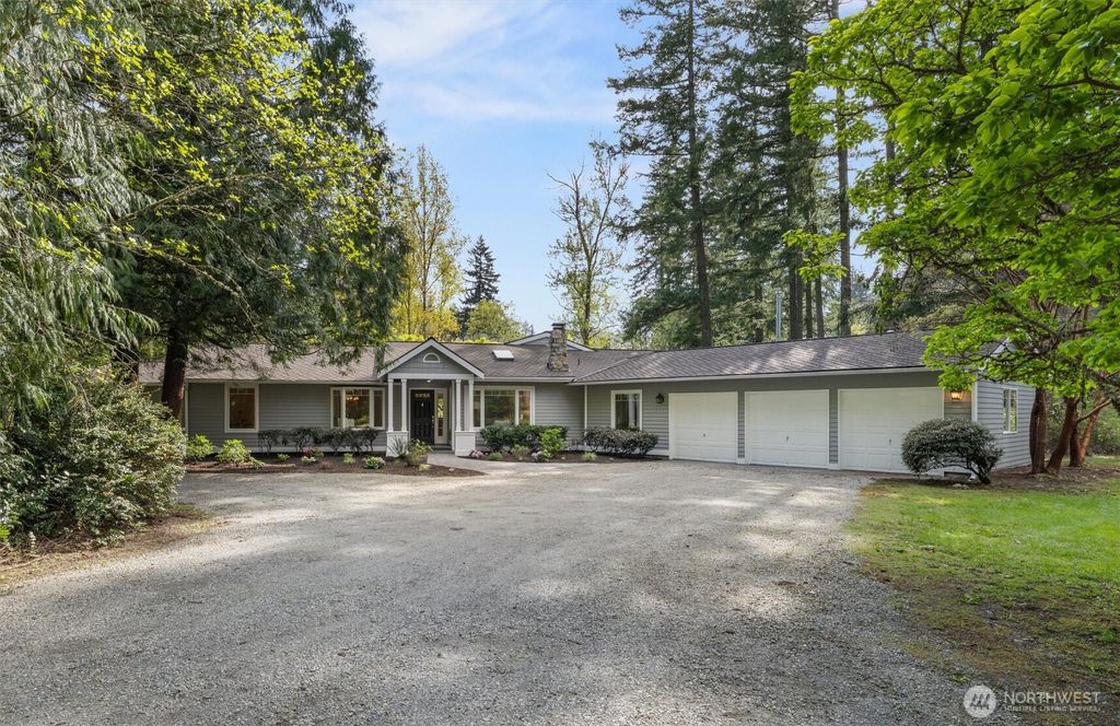 Photo of 24309 SE 25th Street, Sammamish, WA 98075 (MLS # 2514236)