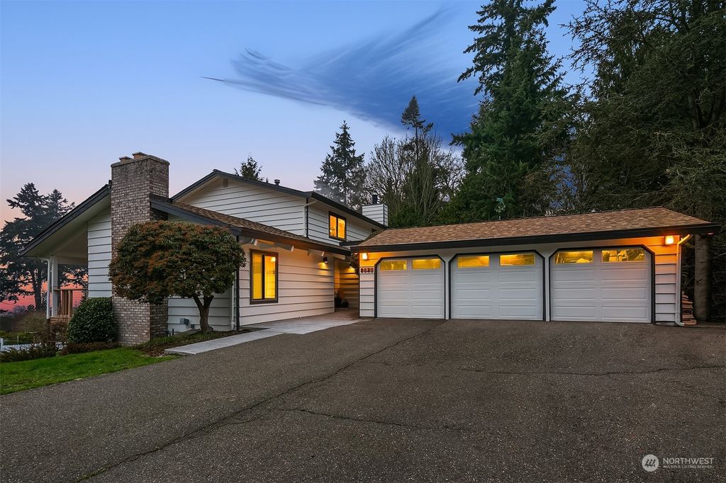 Photo of 8025 Cyrus Place, Edmonds, WA 98026 (MLS # 2323710)