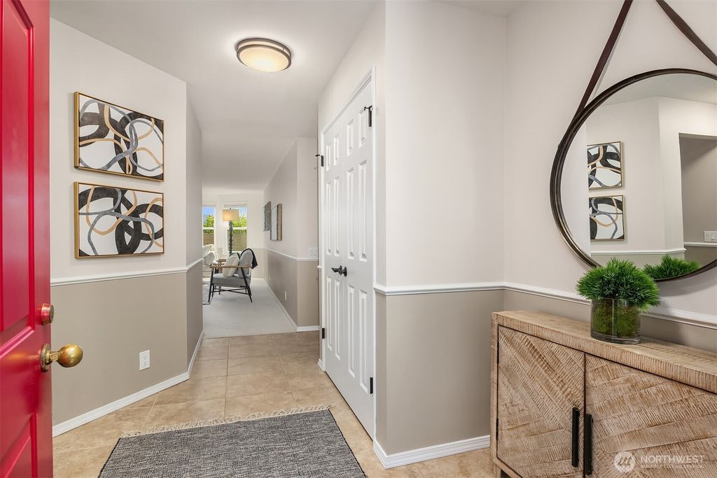 Photo of 22446 SE 42nd Terrace #2221, Issaquah, WA 98029 (MLS # 2376994)