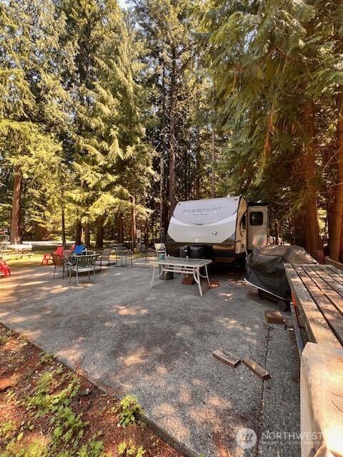 17707 N Beachside Dr SE