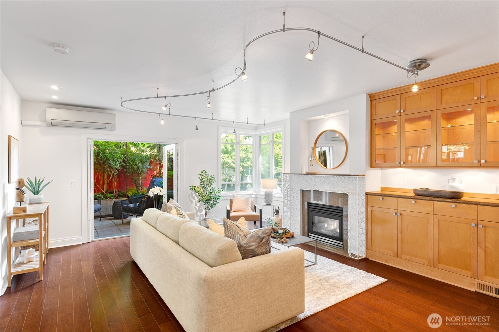 719 2nd Avenue W 101