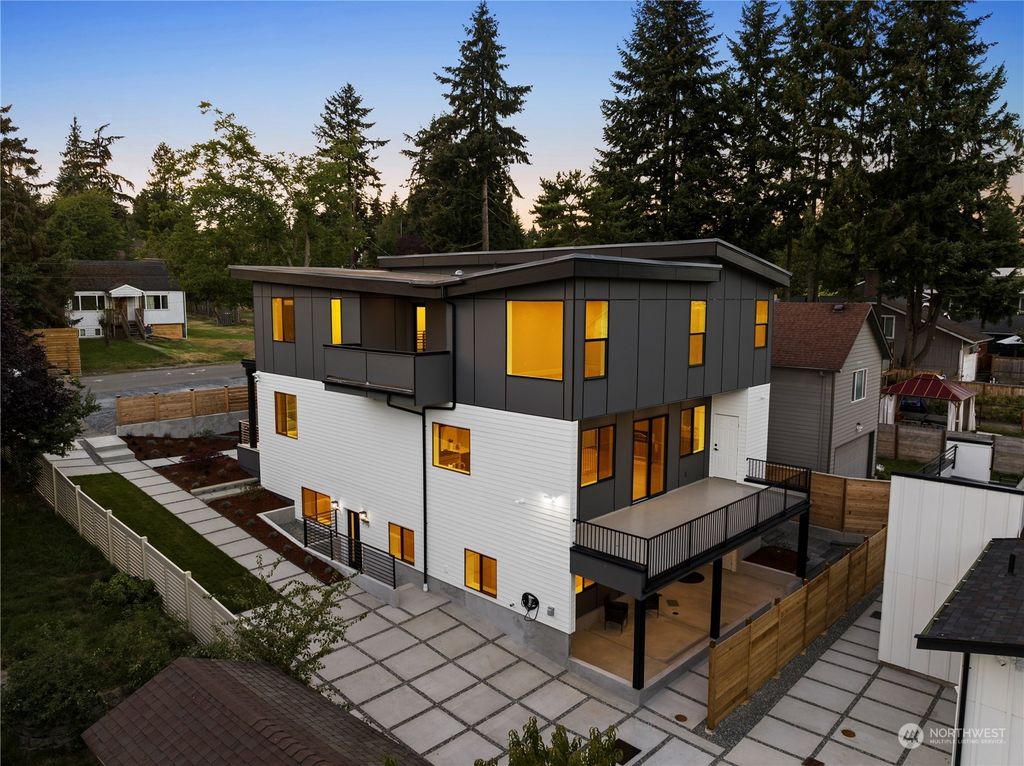 Photo of 10714 Linden Avenue N #B, Seattle, WA 98133 (MLS # 2327654)