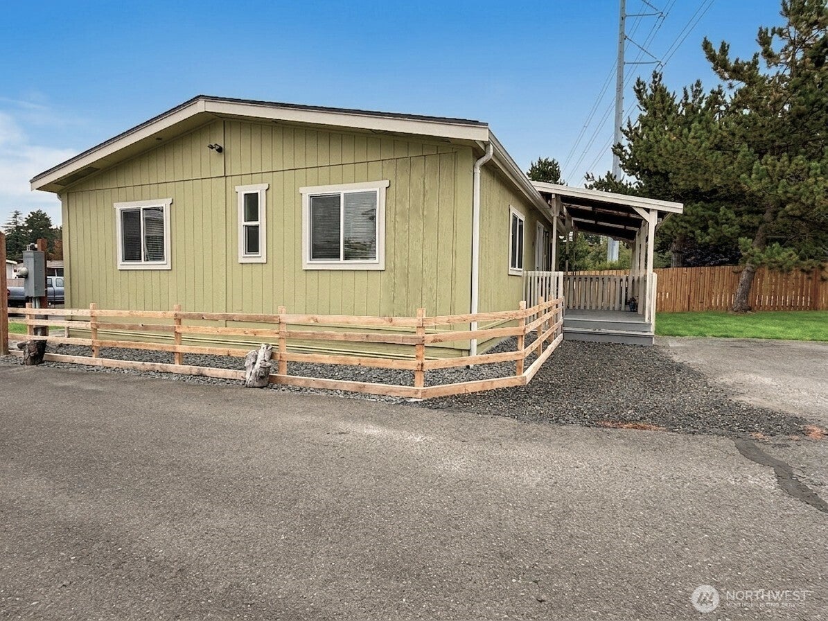 8329 19th Avenue Ct E 14