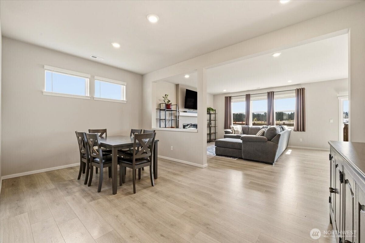 1106 SW Pendleton Way