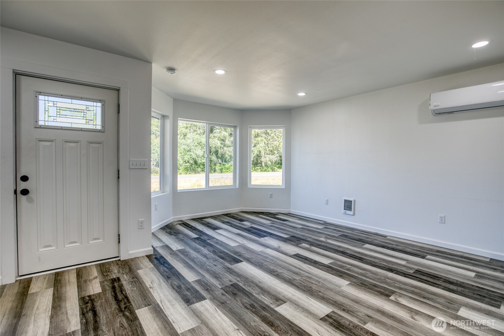 345 Mount Olympus Avenue SE