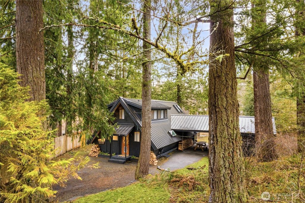 Photo of 44406 SE 144th Street, North Bend, WA 98045 (MLS # 2357455)