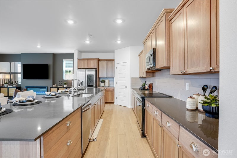 20123 165th Street E