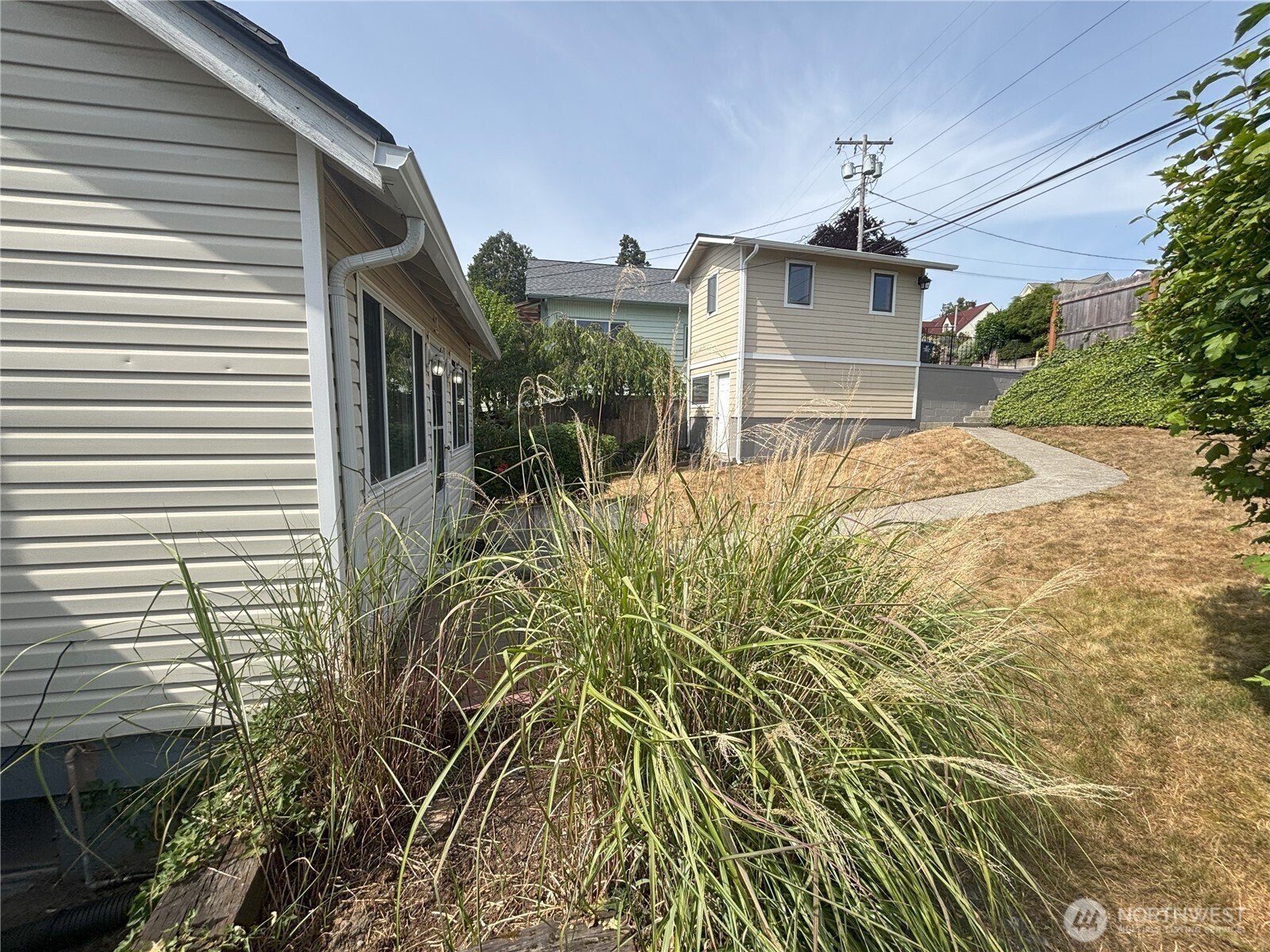 18637 Fjord Drive NE