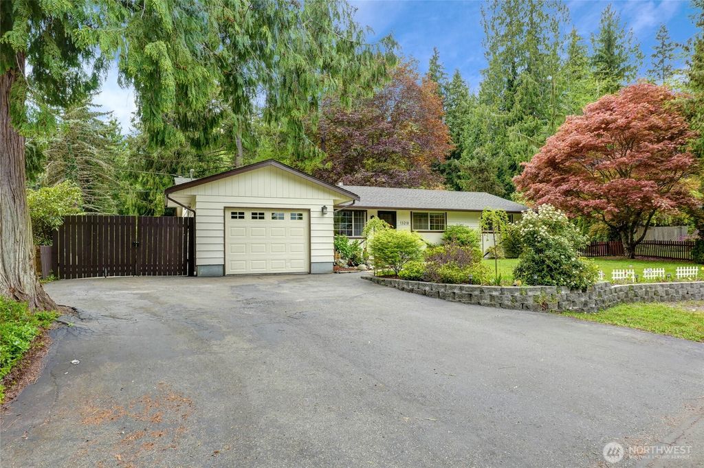 Photo of 13218 208 Drive SE, Monroe, WA 98272 (MLS # 2366194)