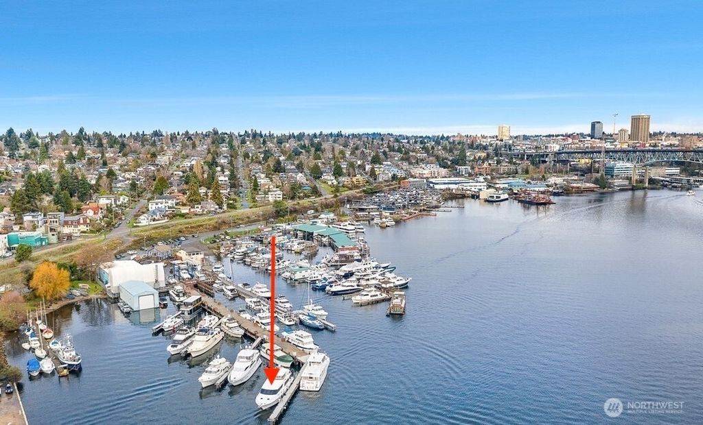 Photo of 2309 N Northlake Way #1A, Seattle, WA 98103 (MLS # 2360315)