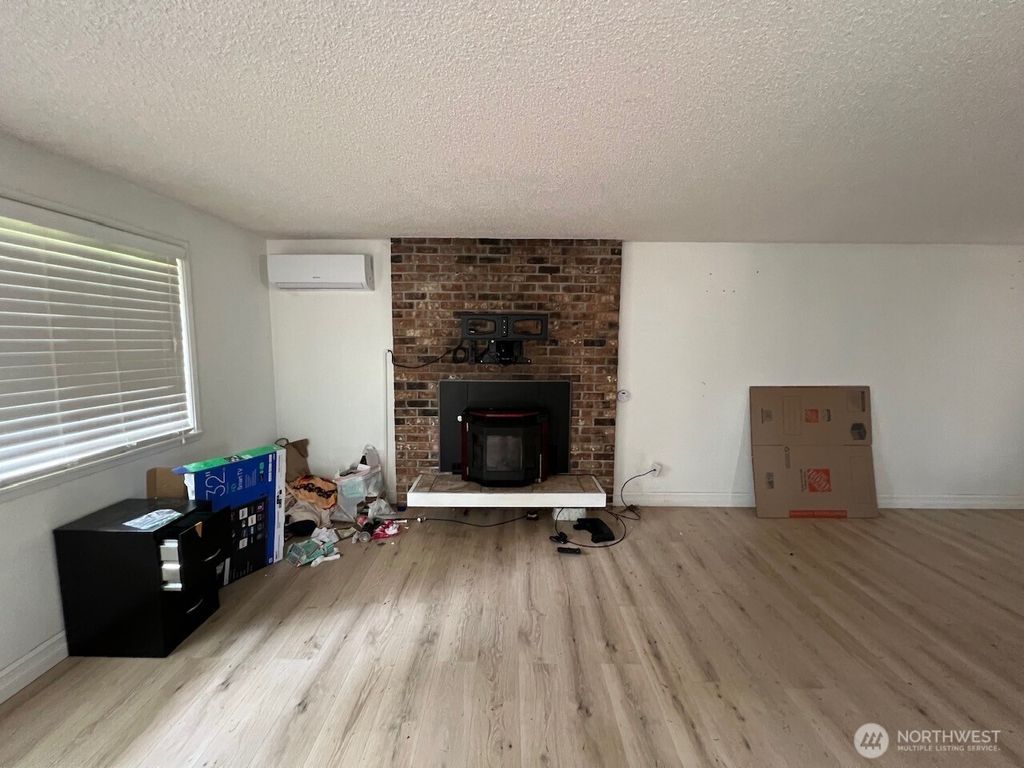 Photo of 5203 205th Street Ct E, Spanaway, WA 98387 (MLS # 2546189)