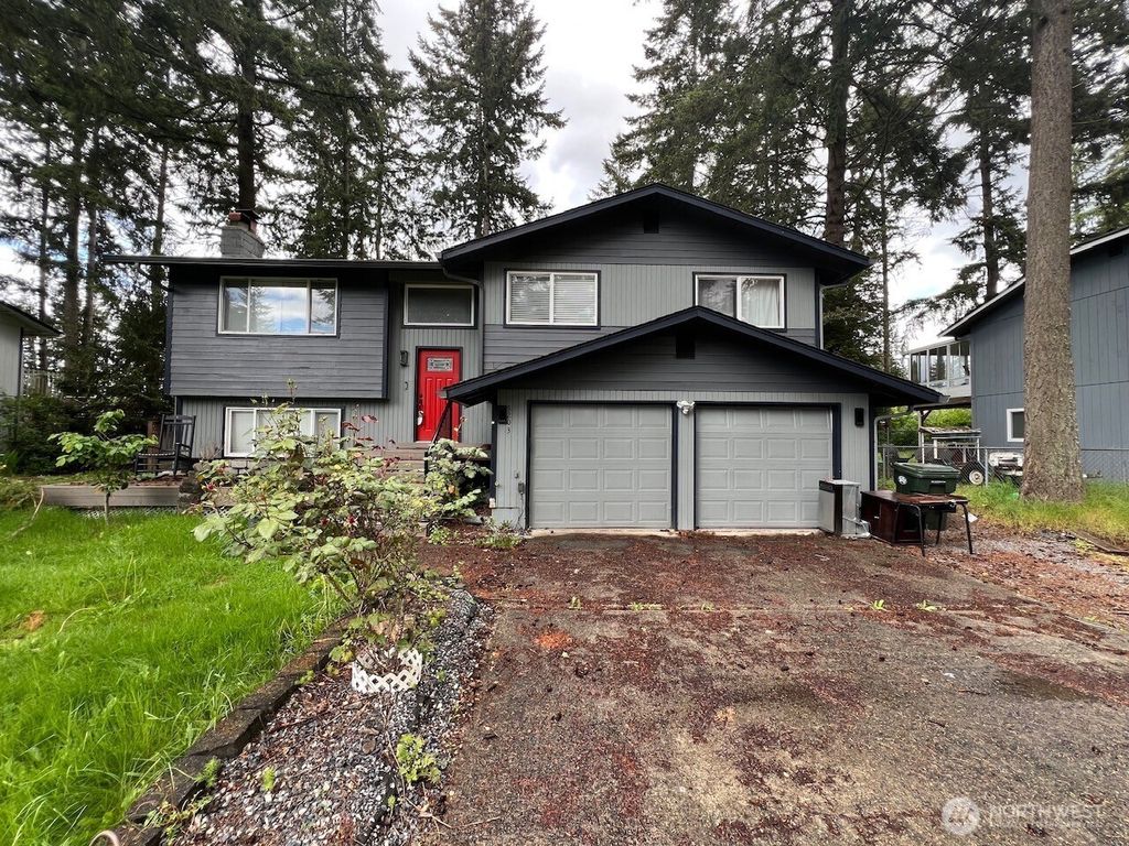 Photo of 5203 205th Street Ct E, Spanaway, WA 98387 (MLS # 2546189)