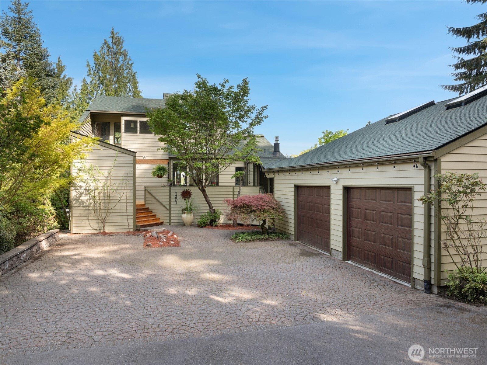 1201 11th Court SW