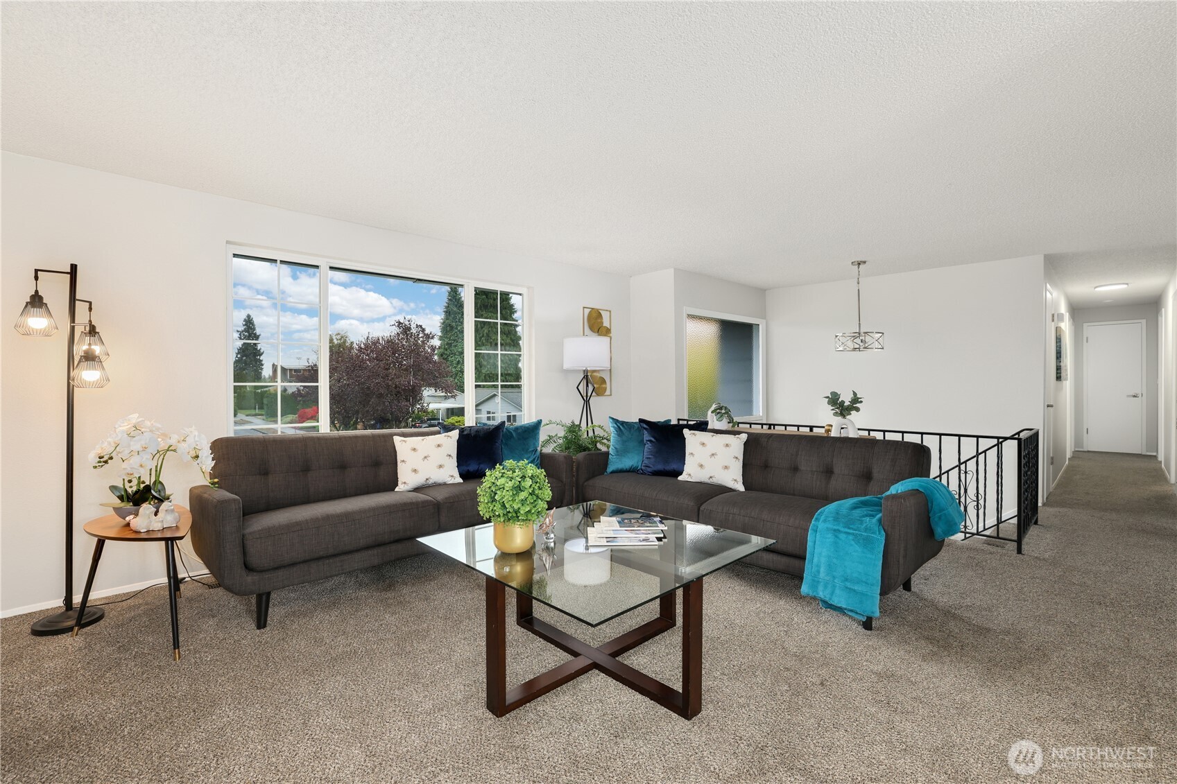 1302 N Woodlawn Street