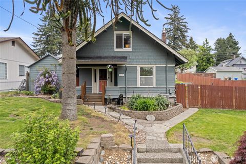 8621 S Thompson Avenue Tacoma WA 98444