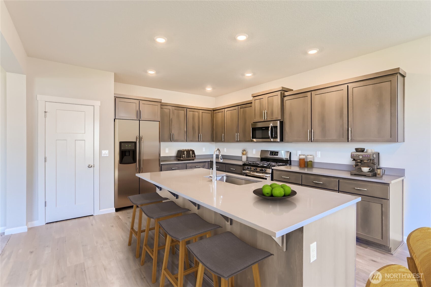 13805 NE 107th Street