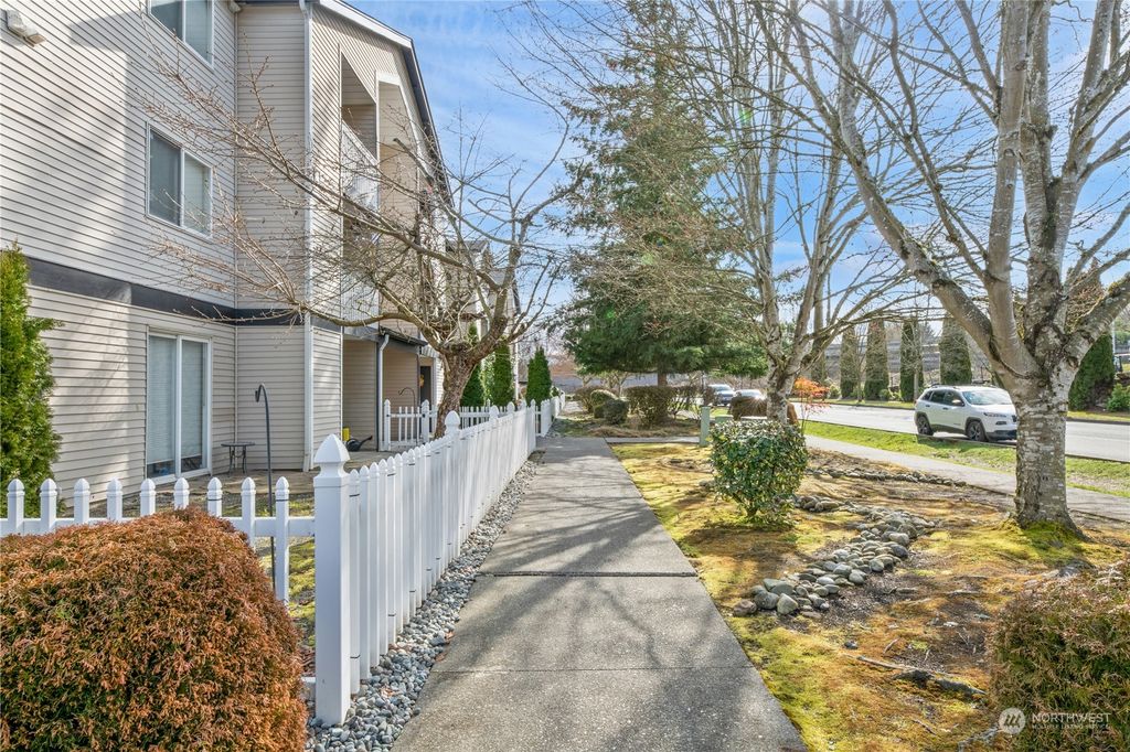 Photo of 16517 Currie Road #B204, Monroe, WA 98272 (MLS # 2046531)