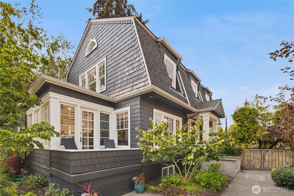 Photo of 909 21st Avenue E, Seattle, WA 98112 (MLS # 2428485)