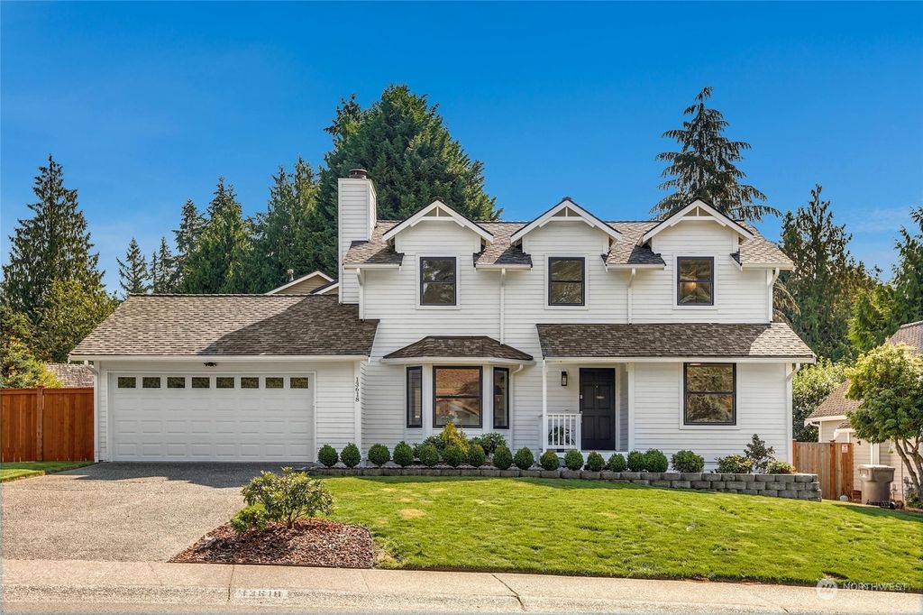 Photo of 13618 174th Avenue NE, Redmond, WA 98052 (MLS # 2285048)