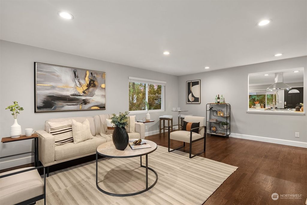 listing image 9365483339078855128