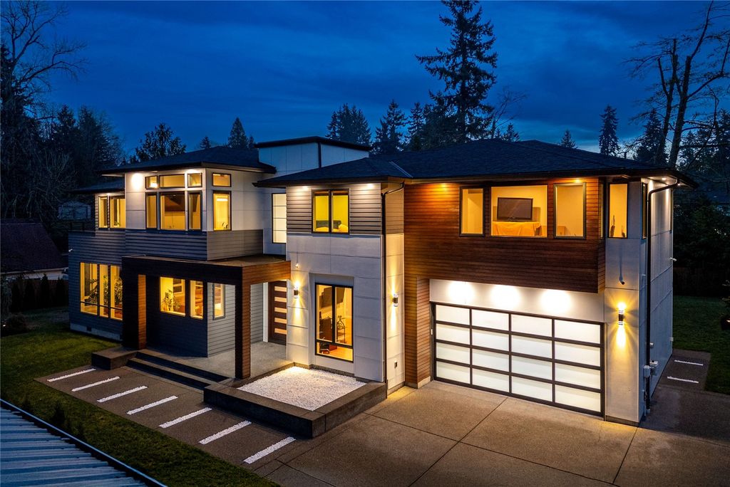 Photo of 30220 23rd Avenue SW, Federal Way, WA 98023 (MLS # 2509896)