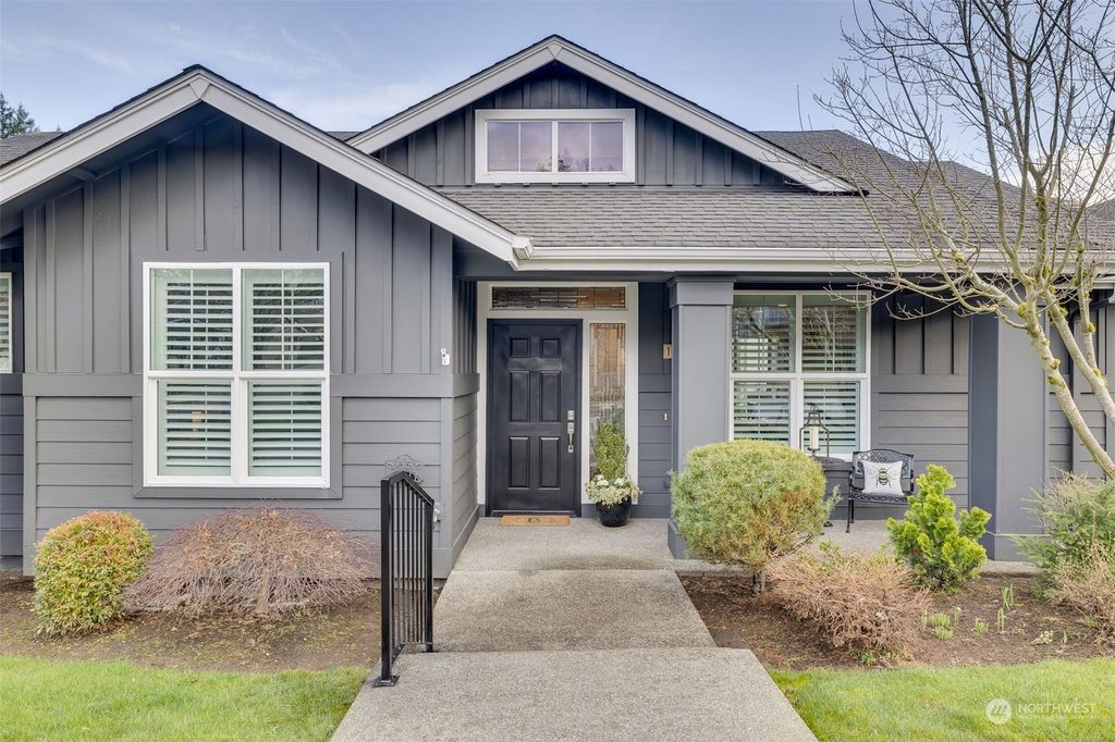 Photo of 13274 Sun Break Way NE, Redmond, WA 98053 (MLS # 2197306)