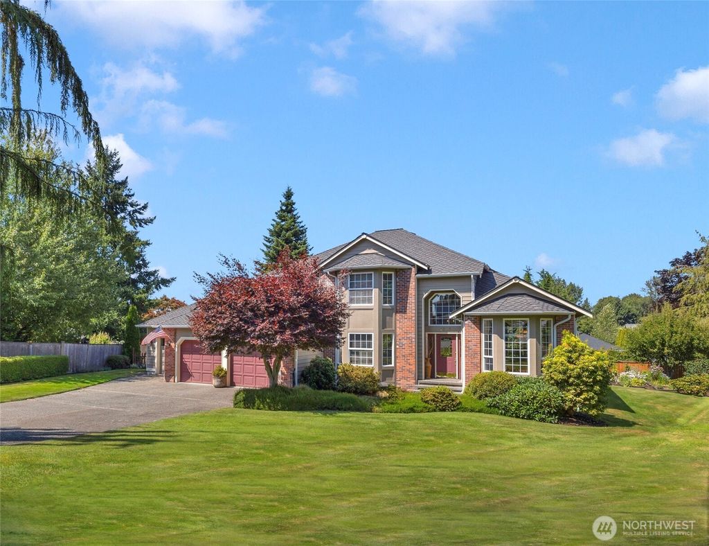 Photo of 7605 77th Place NE, Marysville, WA 98270 (MLS # 2412129)