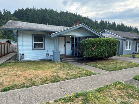 Photo of 322 S Diamond Street, Centralia, WA 98531 (MLS # 2419128)