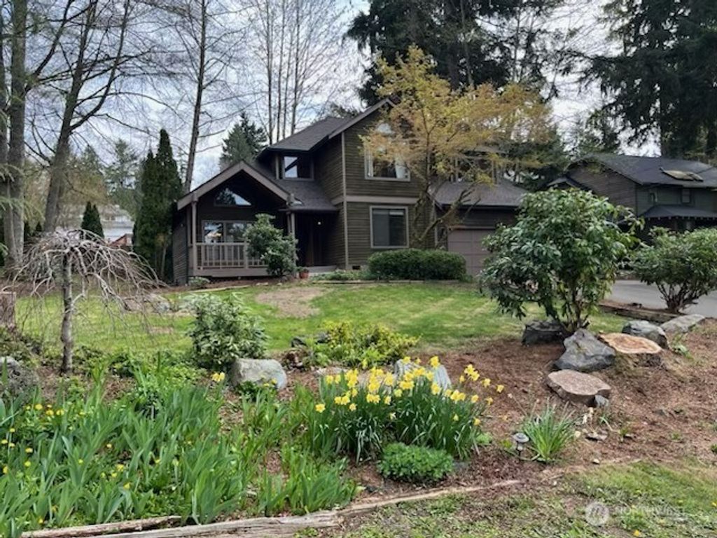 Photo of 1505 N Lk Stickney Drive, Lynnwood, WA 98087 (MLS # 2505998)