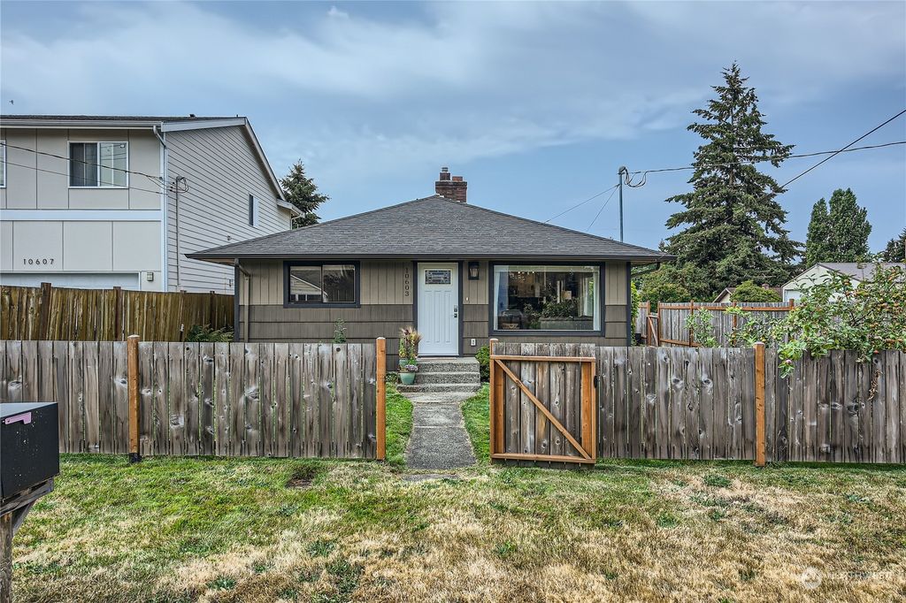 Photo of 10603 2nd Place SW, Seattle, WA 98146 (MLS # 2268233)