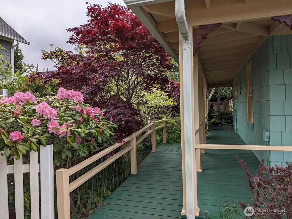 Photo of 4106 Pacific Way, Seaview, WA 98644 (MLS # 2500719)