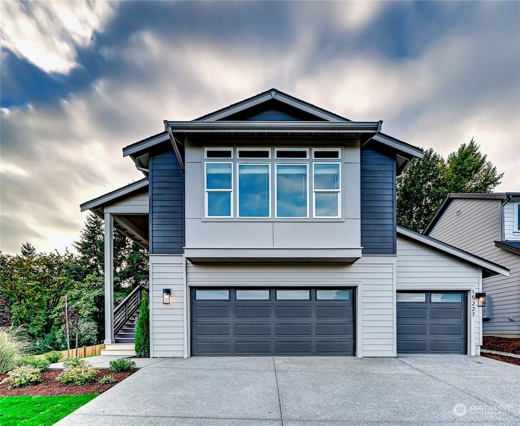 Photo of 15227 51st Avenue S, Tukwila, WA 98168 (MLS # 2172403)