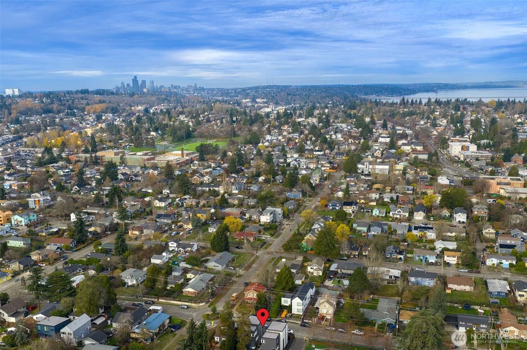 Photo of 4405 S Holly Street, Seattle, WA 98118 (MLS # 2550821)