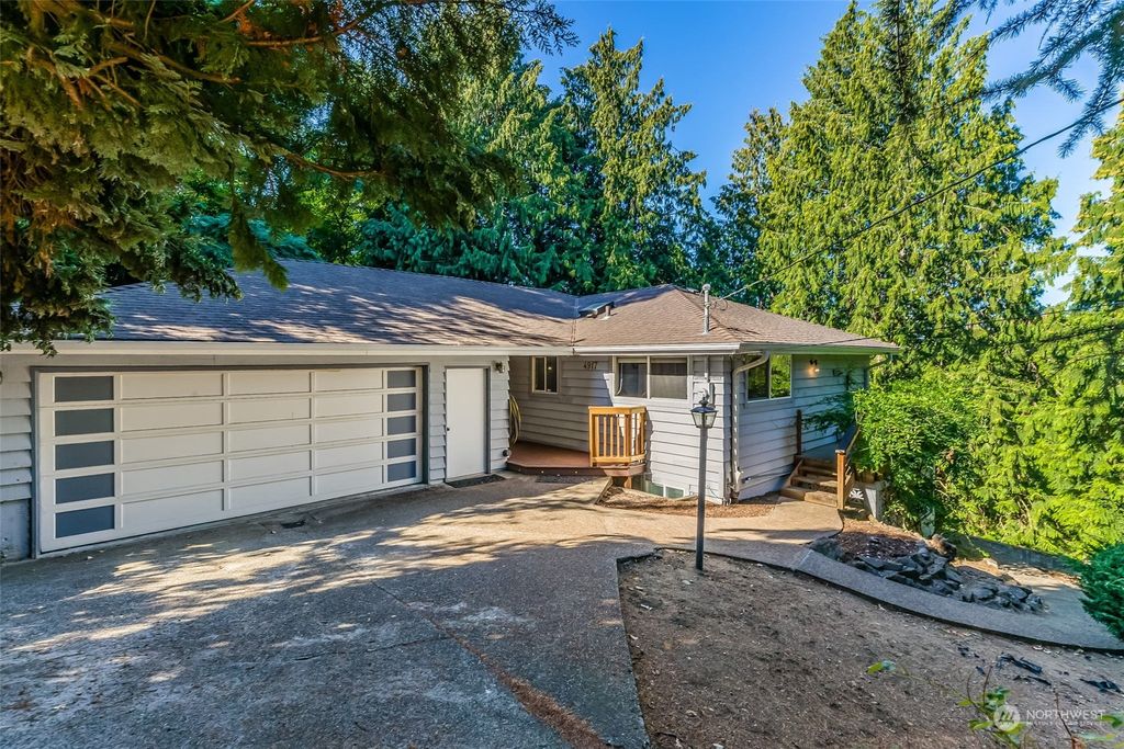 Photo of 4917 S 112th Street, Tukwila, WA 98178 (MLS # 2017248)