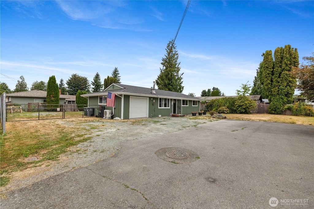 Photo of 203 Porter Lane, Sultan, WA 98294 (MLS # 2423870)